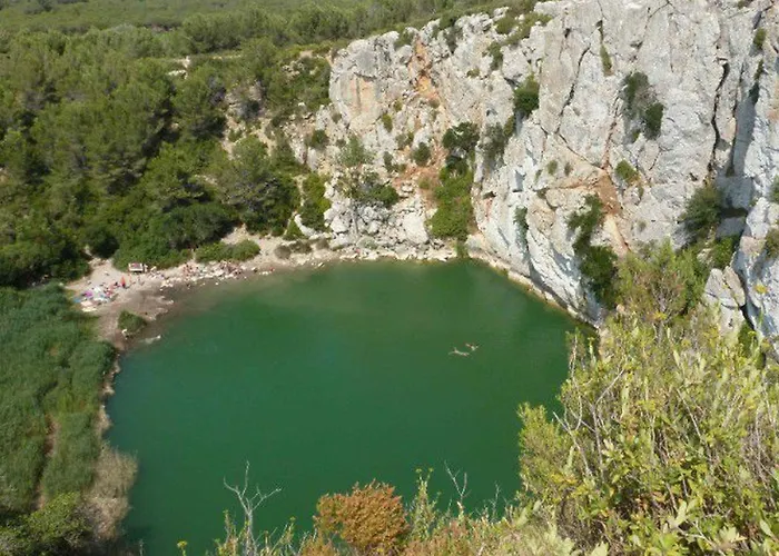 Mobil-home Confortable - Terrasse Prive - Api-1-52-552 Kemping *